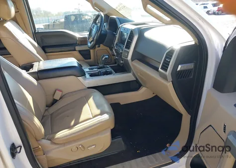 2017 Ford F-150 Lariat из США, поврежденный, VIN 1FTEW1EF8HKE44718